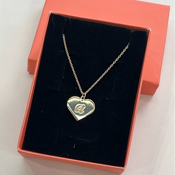 Brand New 14K Gold Plated Sterling Silver Heart Necklace Engraved Monogram "A" - Picture 16 of 16